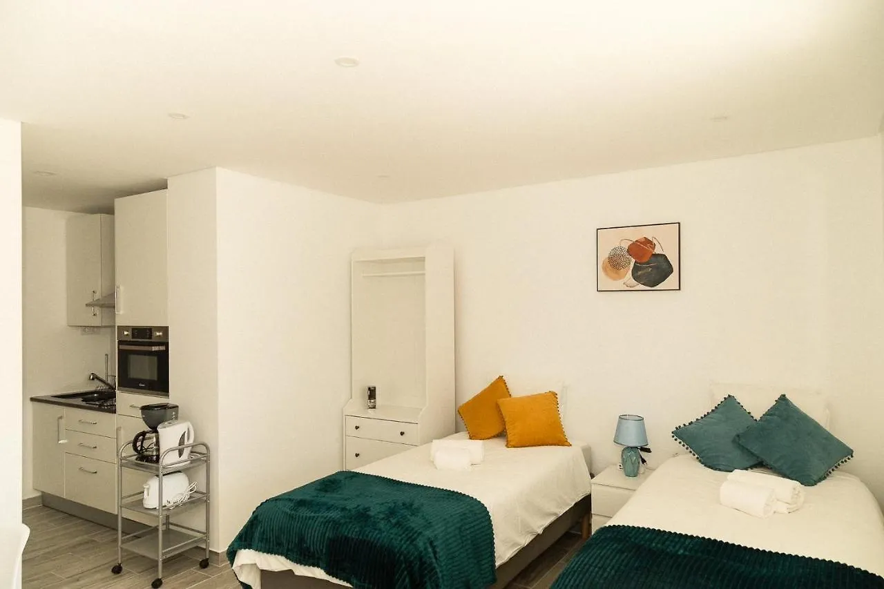 Apartamento O Pinhal Do Avo - By Bedzy Almancil